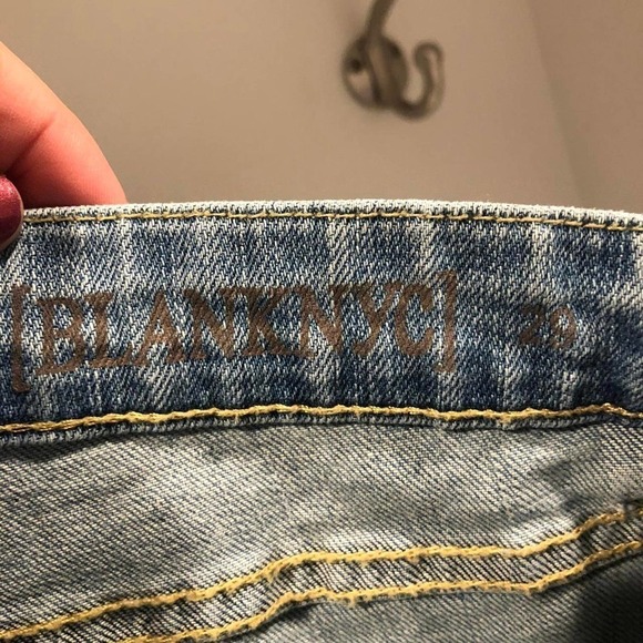 Blank NYC light blue distressed jeans! - Picture 4 of 4